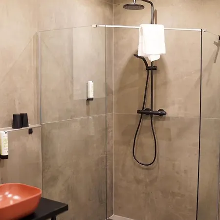 Hotel 7rooms - Self Check-in