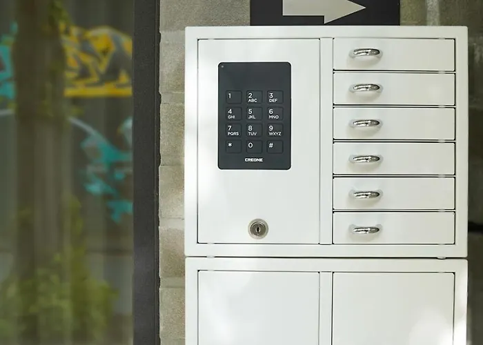 7rooms - Self Check-in Hotel