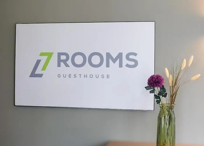 7rooms - Self Check-in Hotel *